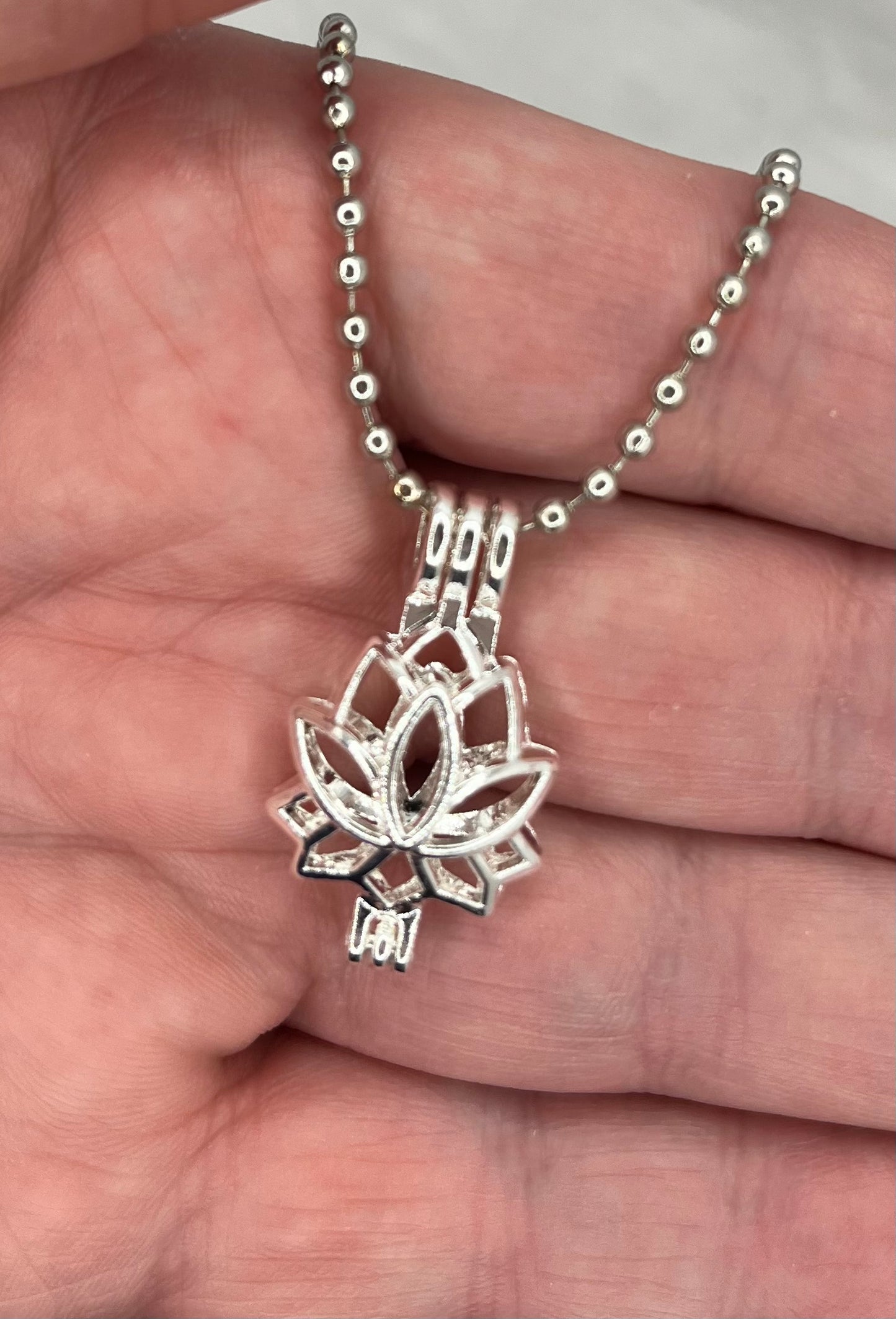 Ball Chain with Animal Flower Cage